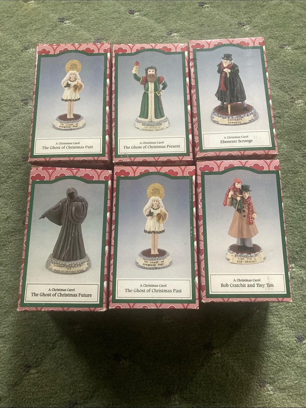 1993 A Christmas Carol  Figurines